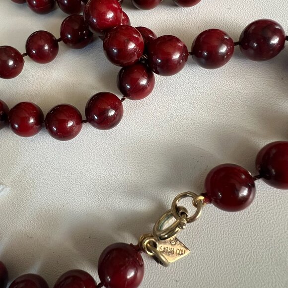 Sarah Coventry Red Marbled Lucite Beads - Picture 2 of 2